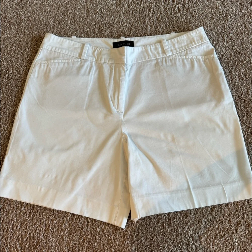 Talbots White 7” Perfect Shorts - 12 - Picture 1 of 5